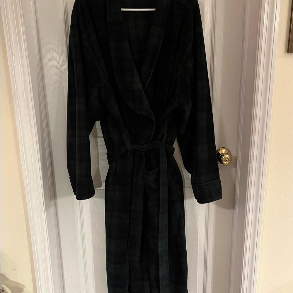 Black Plaid Men’s Robe